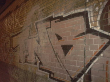 Graffiti Bombing - Photo by Fusseloner - tnb, tnbcrew, hamburg