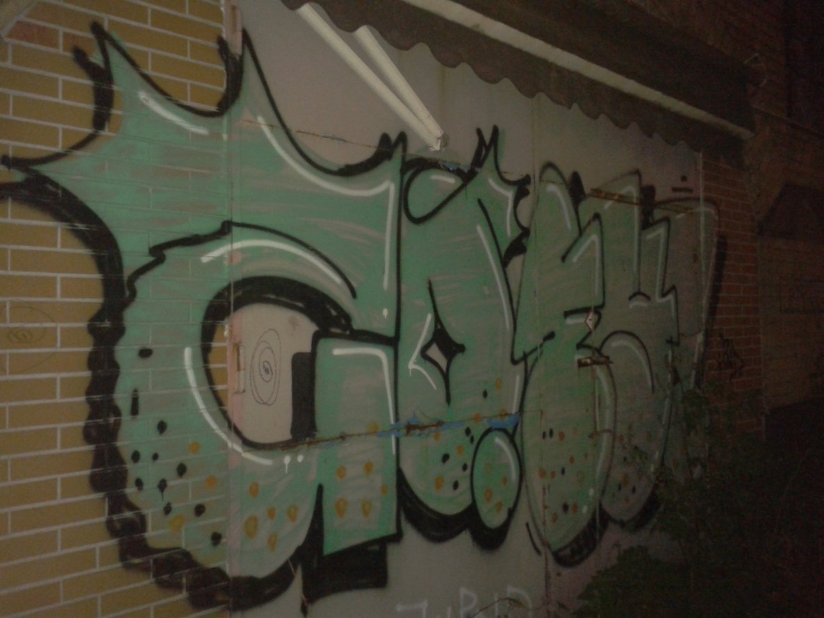 Graffiti Bombing in Hamburg - Photo by Fusseloner - zonk, ezay, jbcb