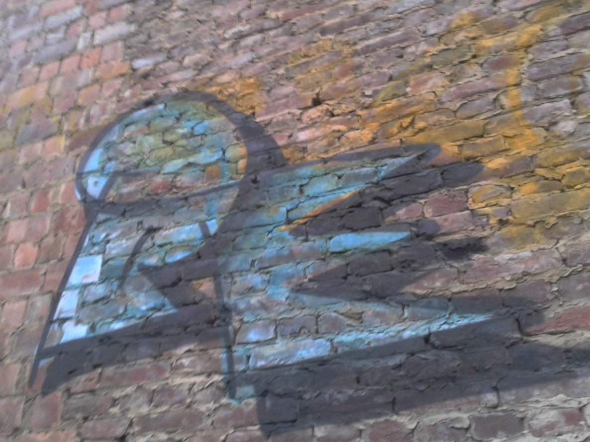 Graffiti Bombing in Kassel - Photo by Fusseloner - be