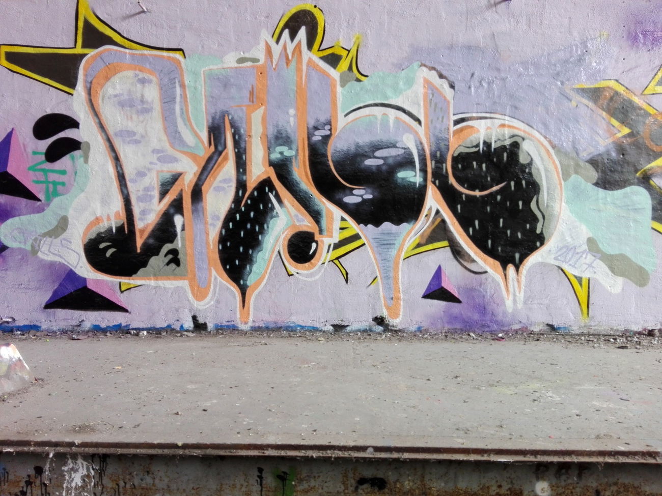 Graffiti Wall - Photo by Future (2017)