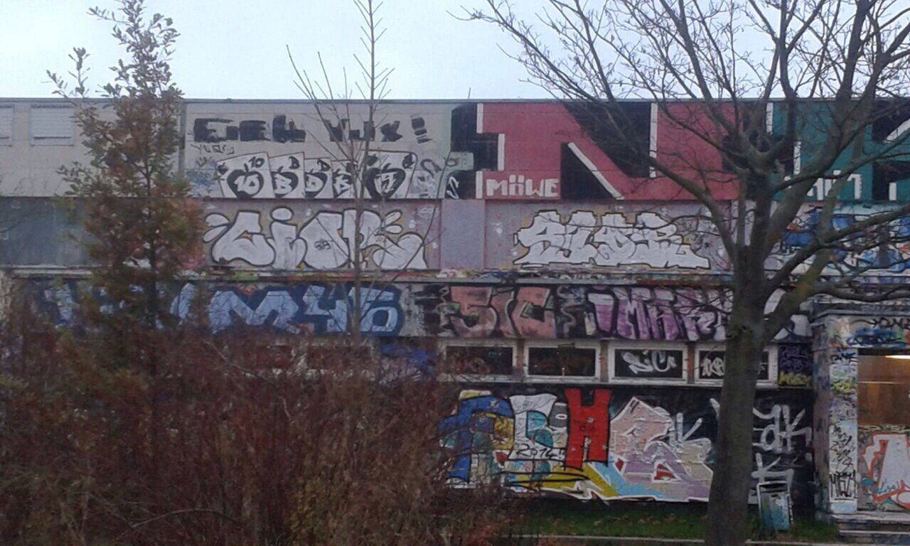 Graffiti Bombing - Photo by Future