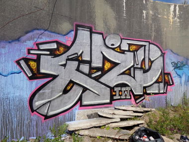Graffiti Wall - Photo by Fuzoner - Fuzo, IWC, IW (2013)