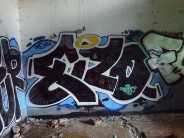 Graffiti Wall - Photo by Fuzoner - Fuzo (2013)