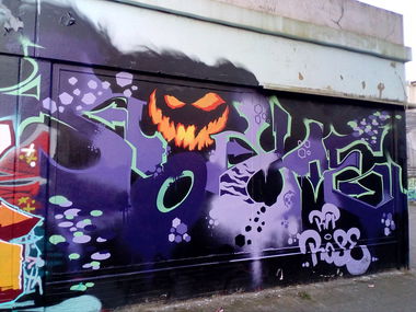 Graffiti Wall - Photo by G0Tt - rokoe, Halloween, creepyshit