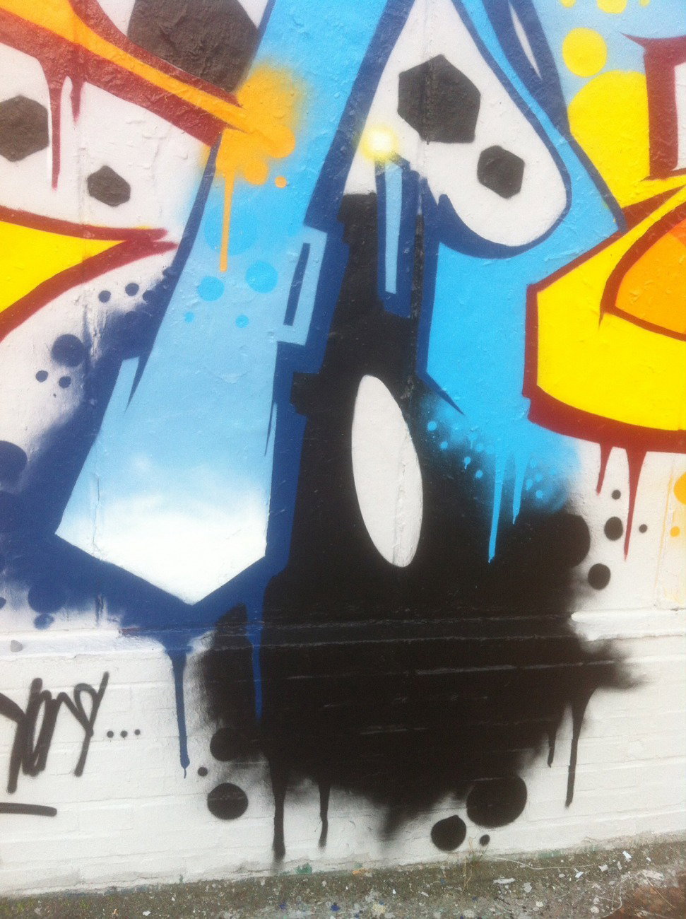 Graffiti Wall - Photo by G0Tt - rokoe, detail