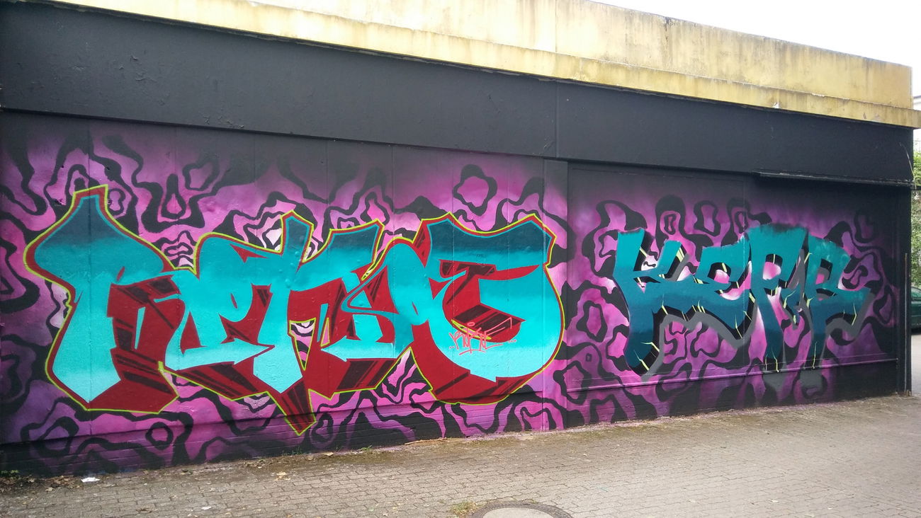 Graffiti Wall - Photo by G0Tt - rokoe, kefir