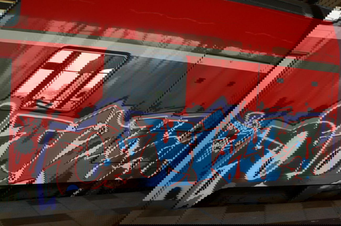 Graffiti Train - Photo by GBBI - juks, berlin