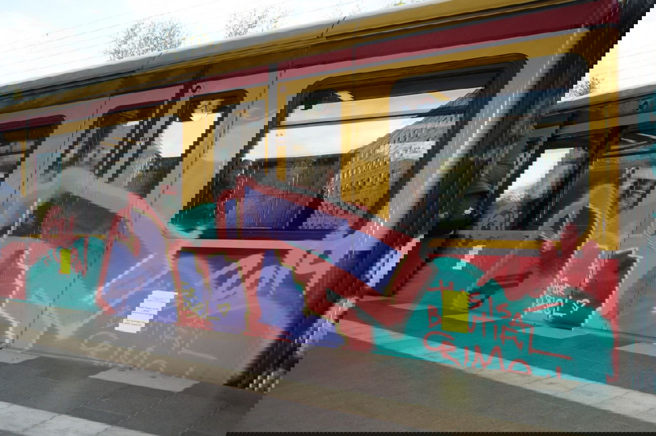 Graffiti Train - Photo by GBBI - out, Berlin, sbahn