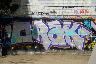 Graffiti Wall - Photo by GBBI - orak, barcelona