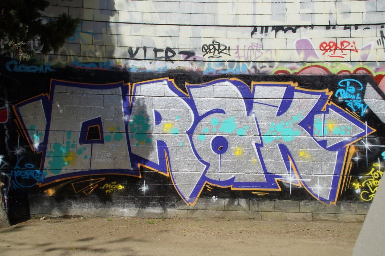 Graffiti Wall - Photo by GBBI - orak, barcelona