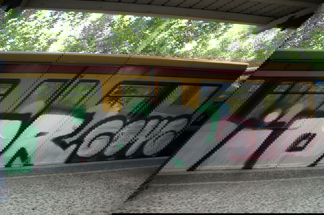 Graffiti Train - Photo by GBBI - ior, berlin