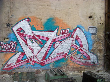 Graffiti Wall - Photo by GBBI - putas, lsp., berlin