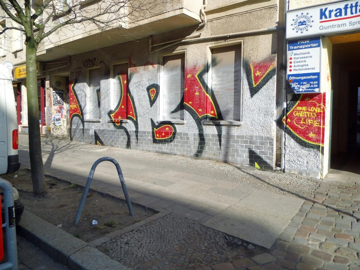 Graffiti Wall - Photo by GBBI - rbk, berlin
