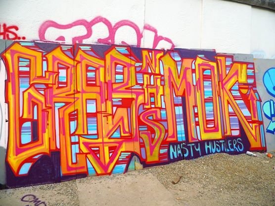 Graffiti Wall - Photo by GBBI - grab, mok, nhs
