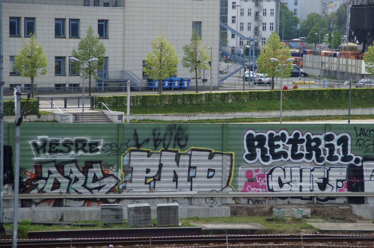 Graffiti Wall - Photo by GBBI - hesre, drs, pnd
