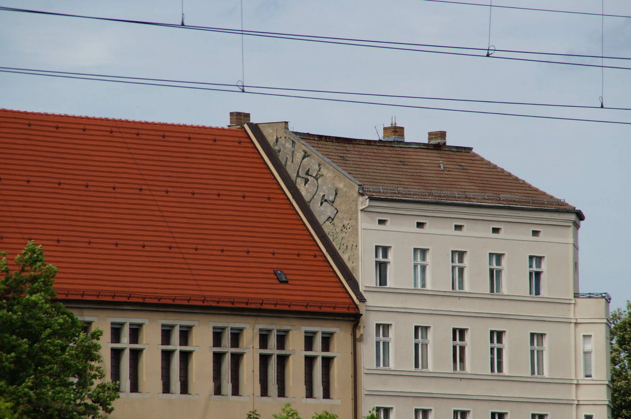 Graffiti Wall in Berlin - Photo by GBBI - nsc, berlin