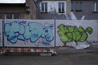 Graffiti Bombing in Berlin - Photo by GBBI - tilda, kles, off
