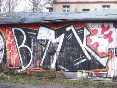 Graffiti Wall in Berlin - Photo by GBBI - bmk, berlin