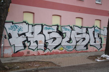 Graffiti Wall - Photo by GBBI - frs, usv, ndor