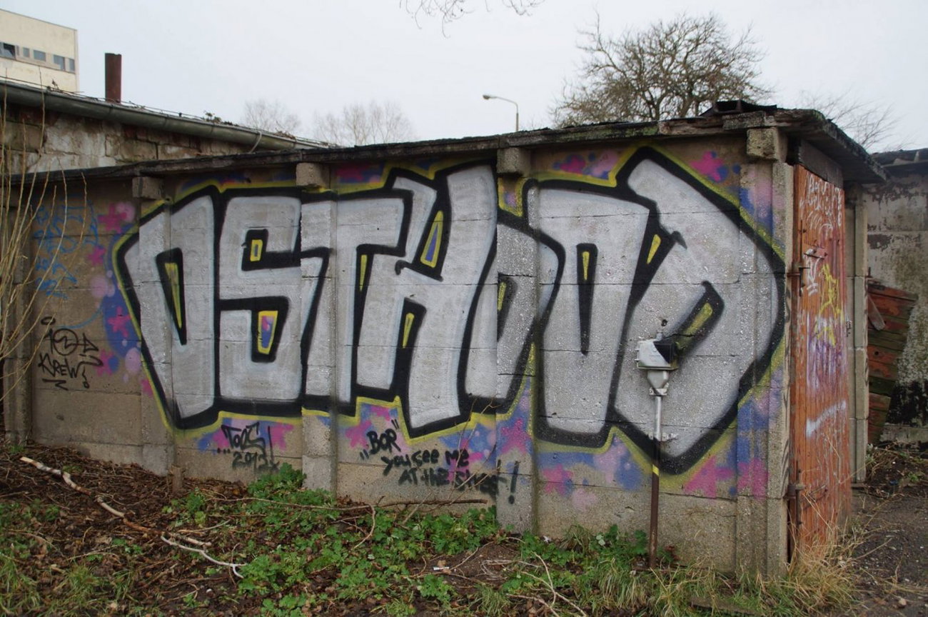 Graffiti Wall - Photo by GBBI - osthood, tods, magdeburg