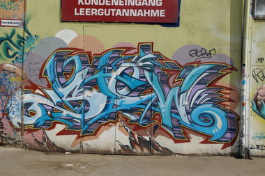 Graffiti Wall - Photo by GBBI - stow, berlin