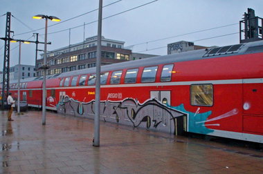 Graffiti Train - Photo by GBBI - juks, berlin
