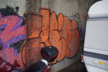 Graffiti Bombing - Photo by GBBI - weips, hannover