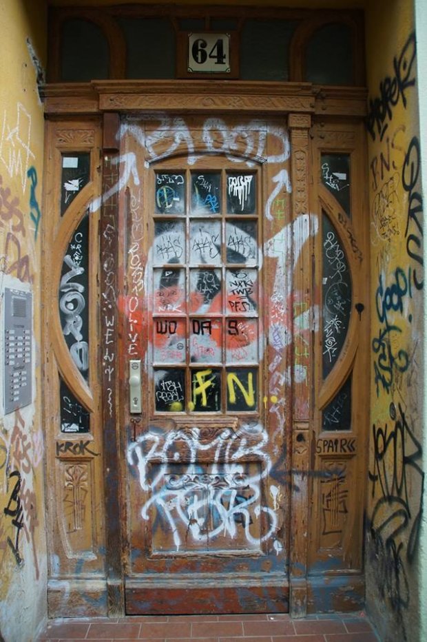 Graffiti Artwork - Photo by GBBI - tags, berlin, blood