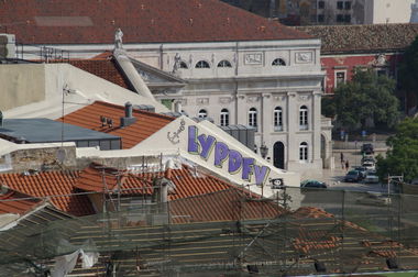 Graffiti Bombing - Photo by GBBI - lyp, dfv, lissabon