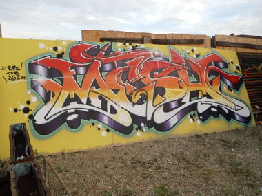 Graffiti Wall - Photo by GBBI - mesh, berlin