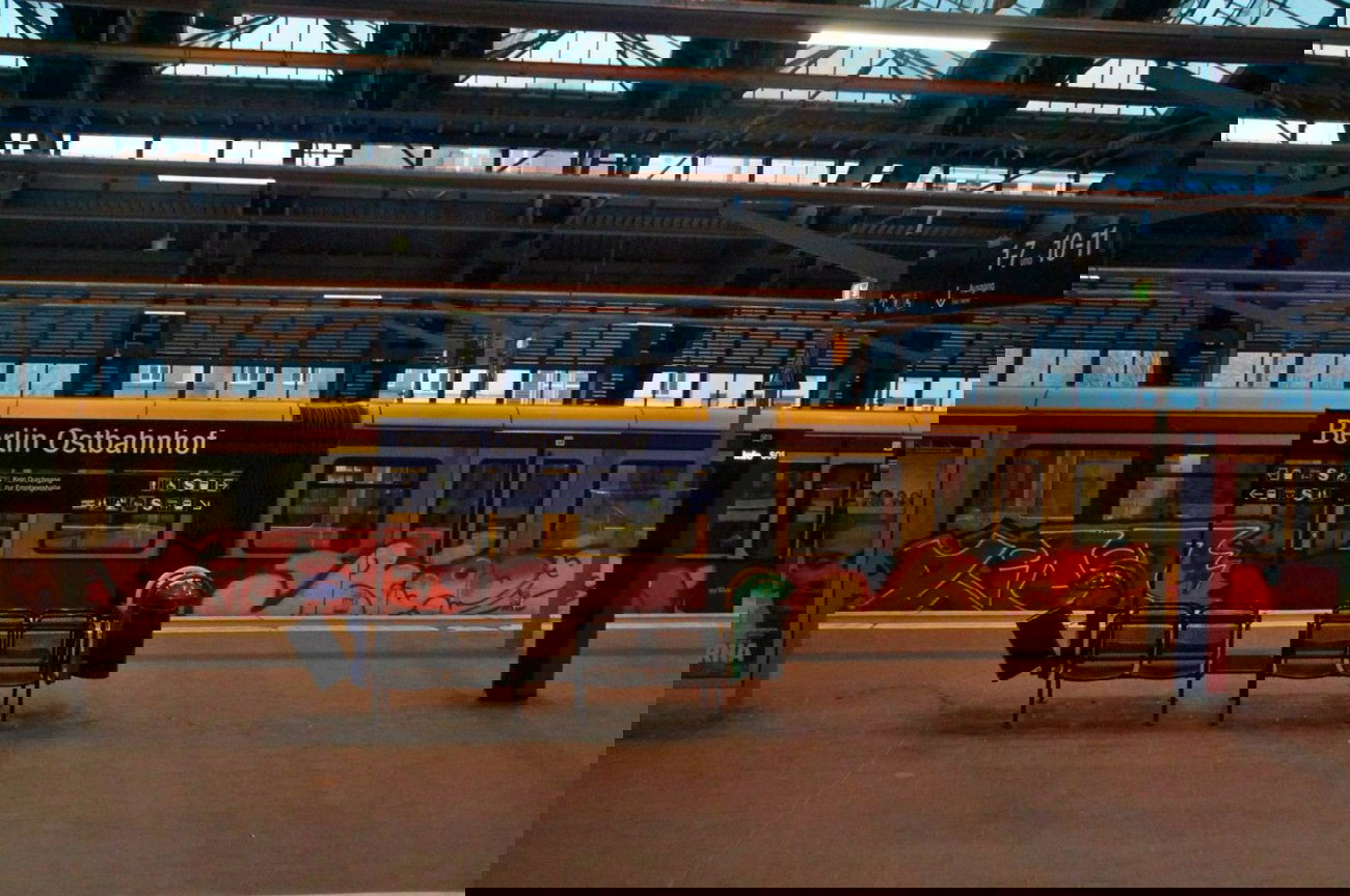 Graffiti Train - Photo by GBBI - sbahn, berlin