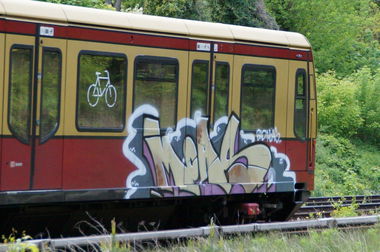 Graffiti Train - Photo by GBBI - moas, bad, berlin