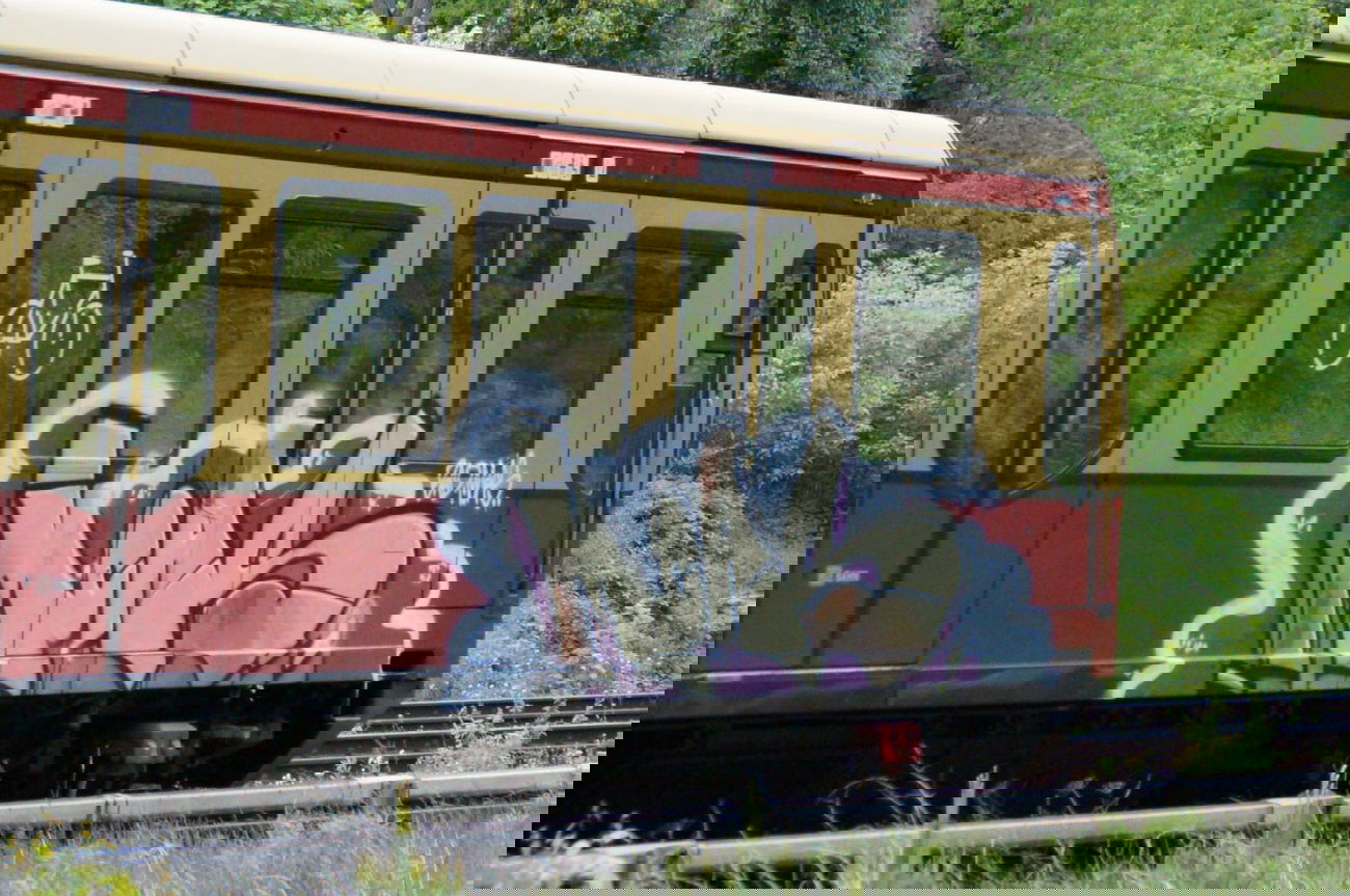 Graffiti Train - Photo by GBBI - moas, bad, berlin