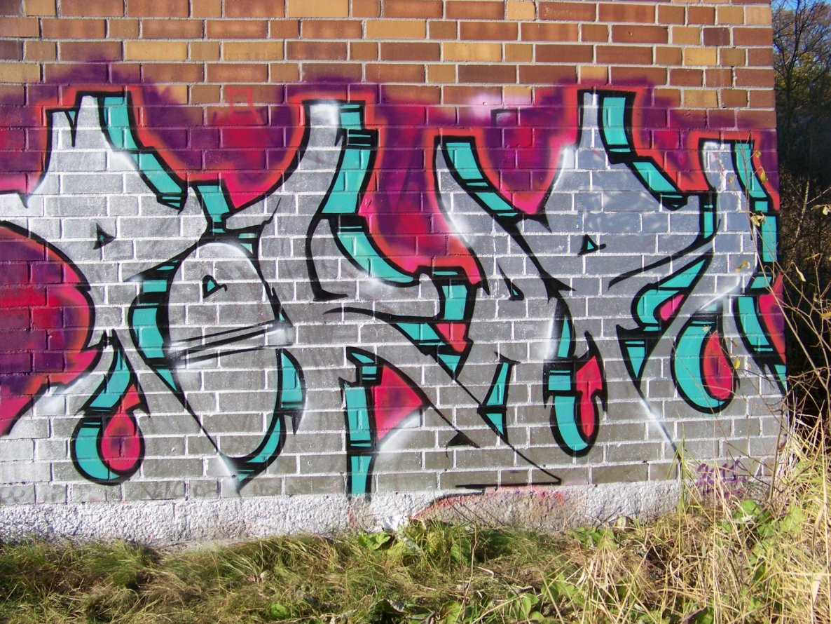 Graffiti Wall - Photo by GBBI - pokar, usf, fag
