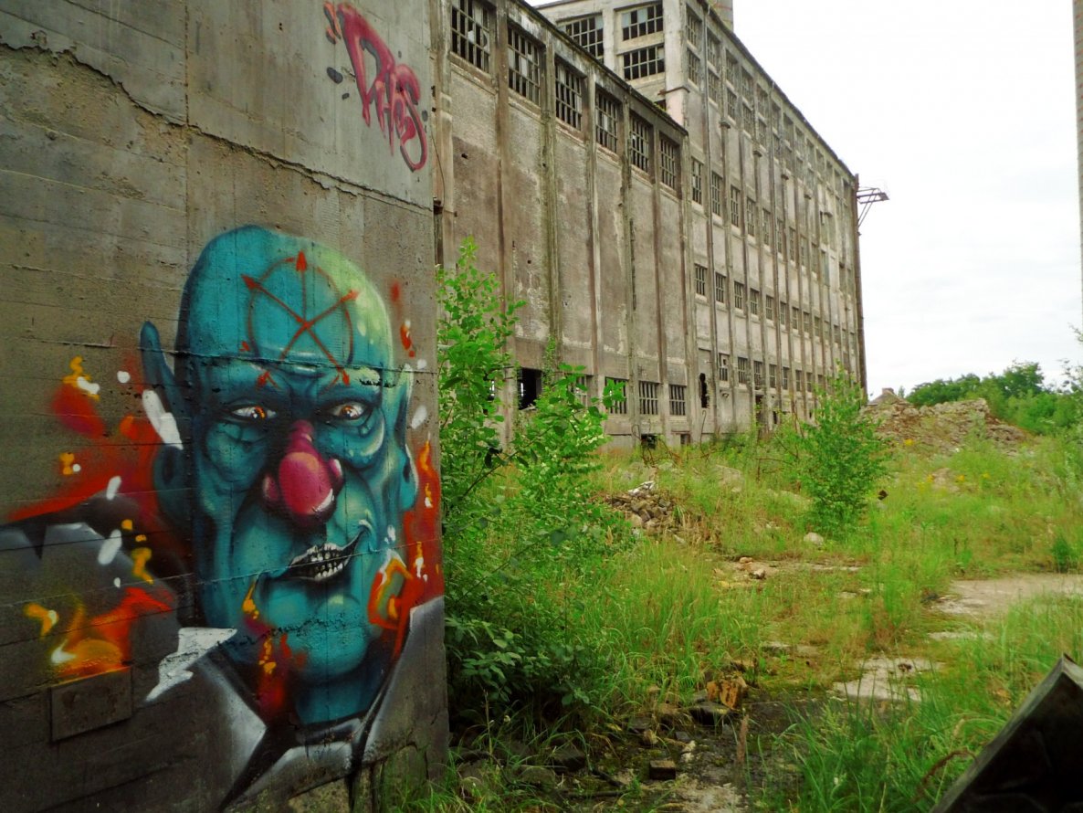 Graffiti Wall - Photo by GBBI - dhos