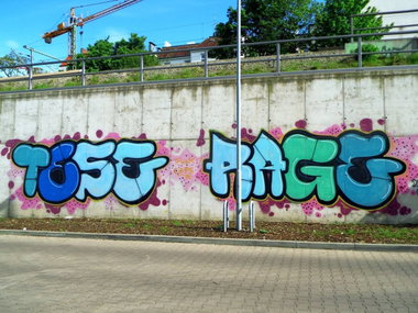 Graffiti Wall - Photo by GBBI - tese, rage, hamburg