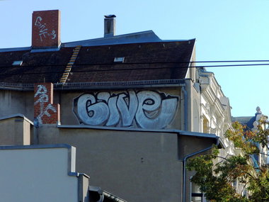 Graffiti Bombing - Photo by GBBI - give, berlin