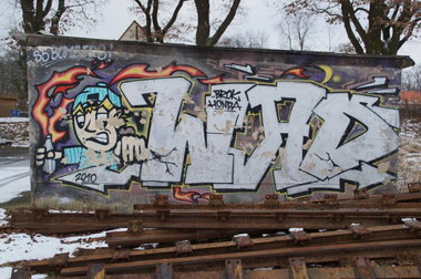 Graffiti Wall - Photo by GBBI - wad, brok, honda