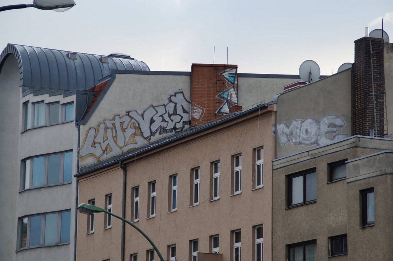Graffiti Wall - Photo by GBBI - lyte, vega, moe