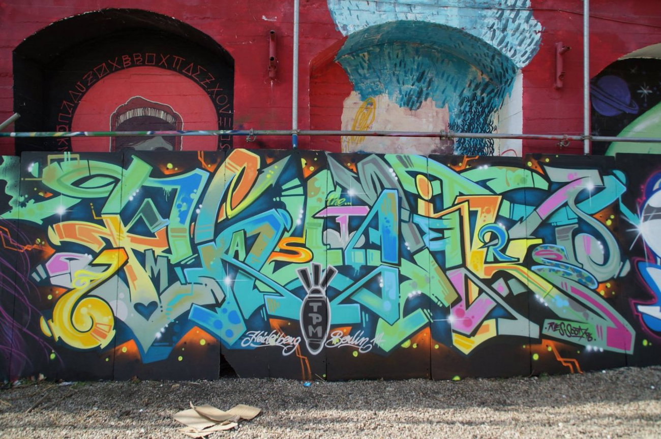 Graffiti Wall - Photo by GBBI - phunk, berlin, yard5