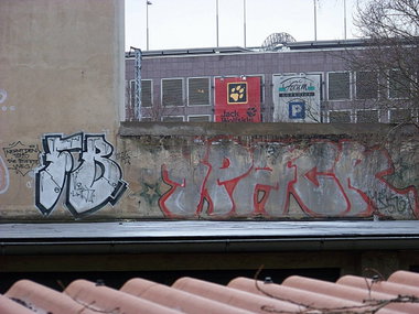 Graffiti Wall - Photo by GBBI - fb, ipäck, berlin