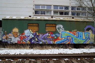 Graffiti Train - Photo by GBBI - tein, tods, sdby