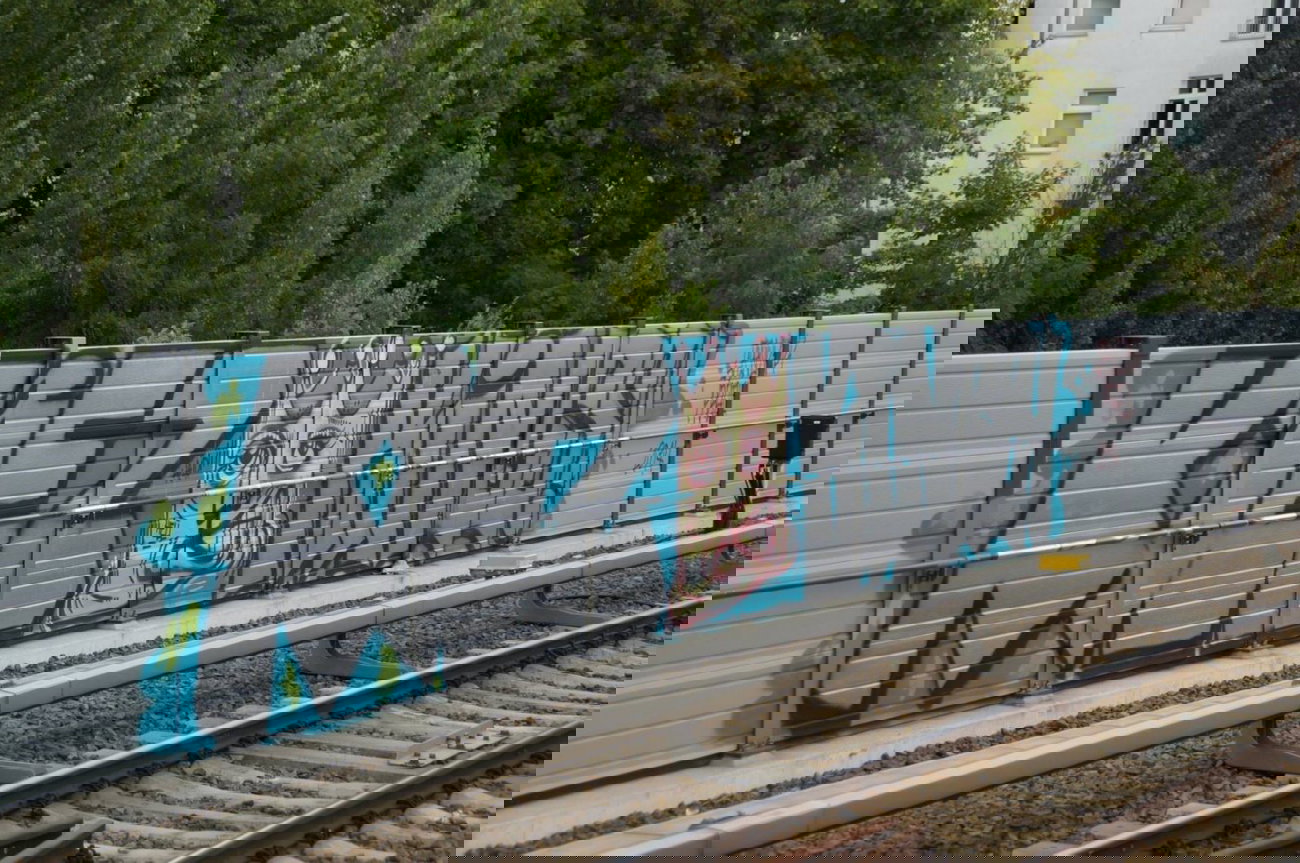 Graffiti Bombing - Photo by GBBI - kiez, kings, berlin