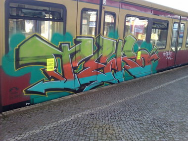 Graffiti Train - Photo by GBBI - ter, sbahn, berlin