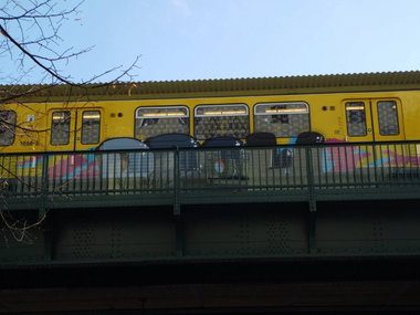 Graffiti Train - Photo by GBBI - drow, ubahn, berlin