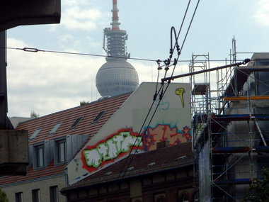 Graffiti Bombing - Photo by GBBI - monte, 75, kripoe