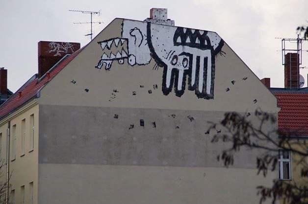 Graffiti Wall - Photo by GBBI - rooftop, berlin