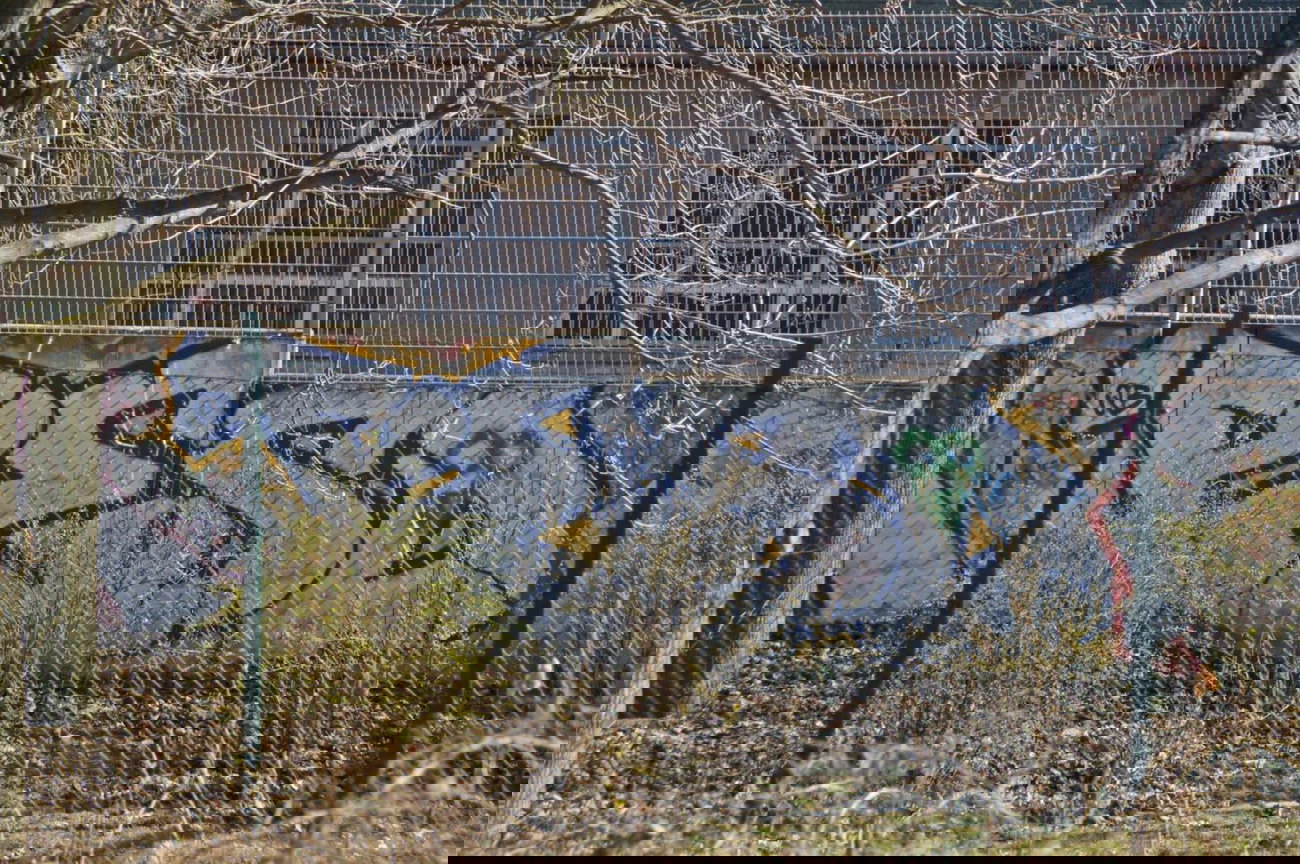 Graffiti Bombing - Photo by GBBI - pesd, qb, berlin