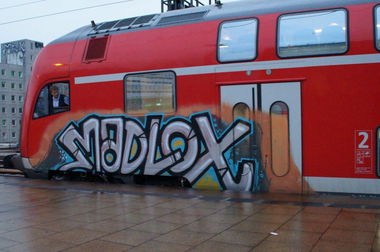 Graffiti Train - Photo by GBBI - madlox, berlin