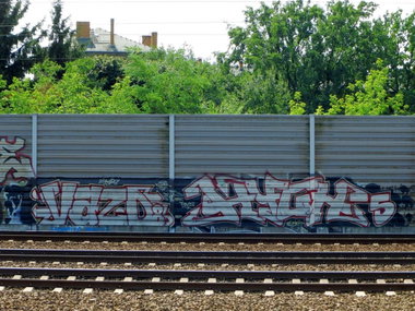 Graffiti Wall - Photo by GBBI - vazd86, vazd, hygh5